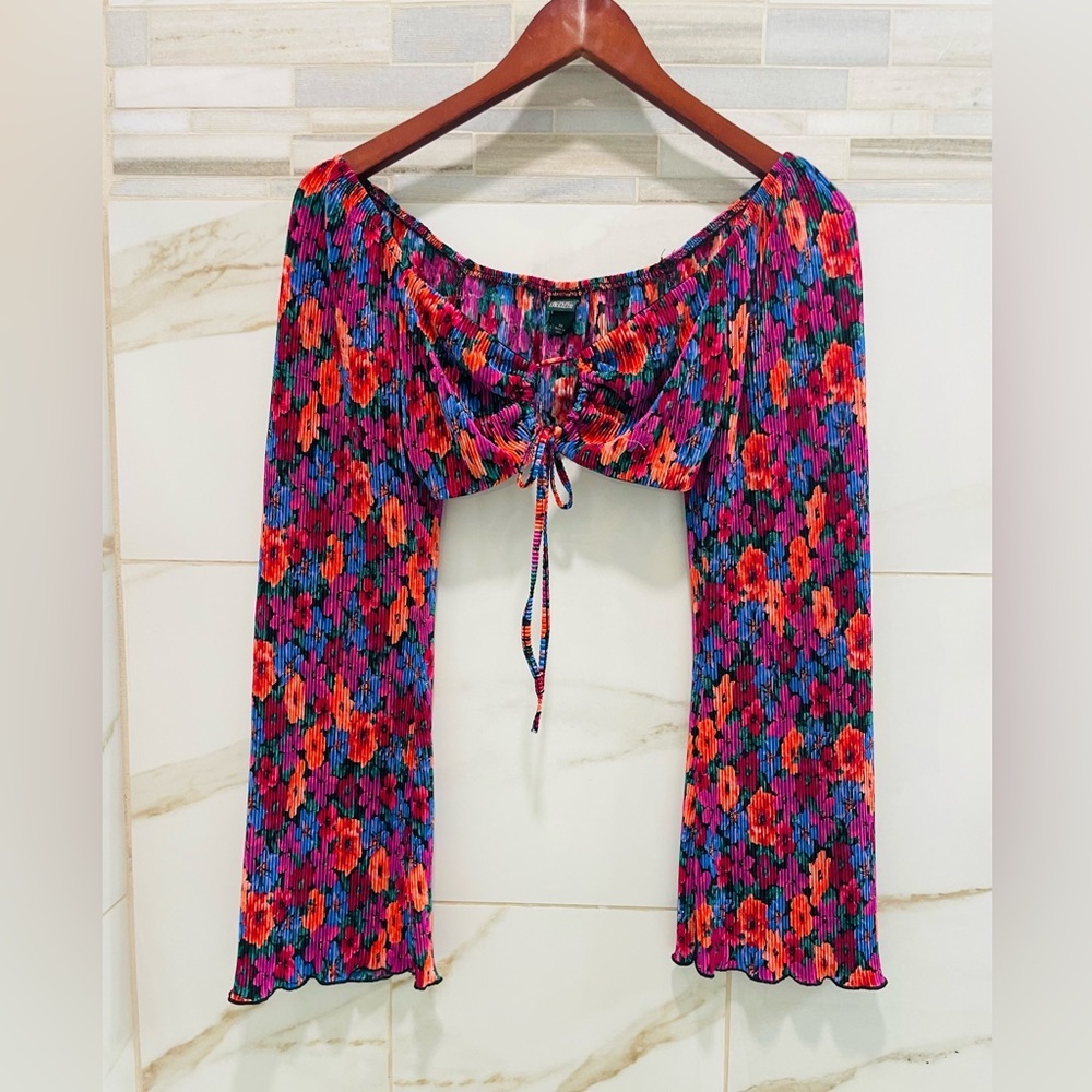 Wild Fable Floral Tie-Front Crop Top Red & Blue LongSleeve Boho Peasant Style XS - Picture 5 of 10
